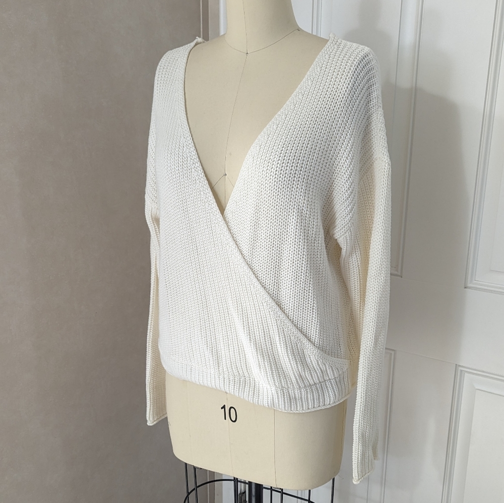 Moon & Madison Sweater - Picture 4 of 10